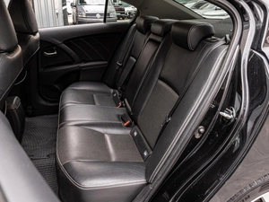 Седан Toyota Avensis 2015 года, 1695000 рублей, Краснодар