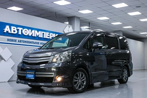 Минивэн Toyota Noah 2011 года, 1498000 рублей, Солонцы