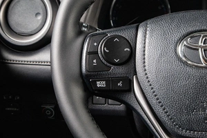 Внедорожник Toyota RAV4 2017 года, 2659000 рублей, Сургут