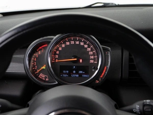 Хетчбэк MINI Cooper 2017 года, 1479050 рублей, Москва