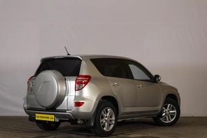 Внедорожник Toyota RAV4 2010 года, 1359000 рублей, Тюмень