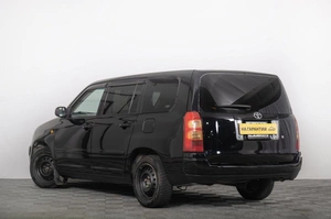 Универсал Toyota Succeed 2002 года, 449000 рублей, Томск
