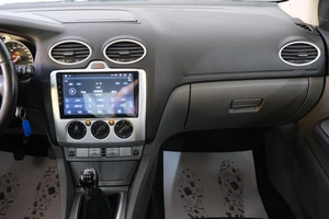 Седан Ford Focus 2011 года, 589000 рублей, Омск