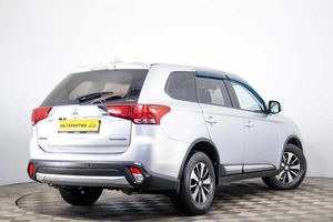 Внедорожник Mitsubishi Outlander 2017 года, 1899000 рублей, Пермь
