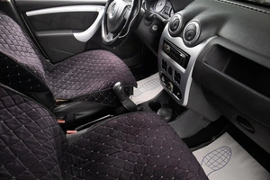 Хетчбэк Renault Sandero 2011 года, 399000 рублей, Оренбург