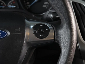 Хетчбэк Ford Focus 2012 года, 830000 рублей, Омск