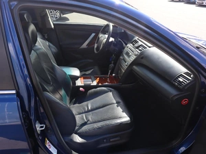 Седан Toyota Camry 2007 года, 1030000 рублей, Железногорск