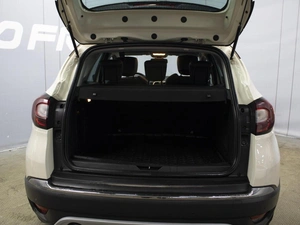 Внедорожник Renault Kaptur 2019 года, 1570000 рублей, Омск