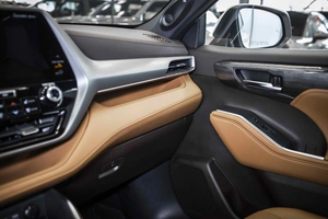 Внедорожник Toyota Highlander 2022 года, 8999000 рублей, Москва