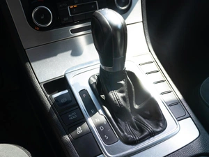 Седан Volkswagen Passat 2011 года, 1019000 рублей, Кропоткин