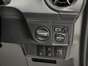 Универсал Toyota Corolla Fielder 2017 года, 1125000 рублей, Красноярск