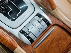 Внедорожник Porsche Cayenne Turbo 2007 года, 1770000 рублей, Тюмень