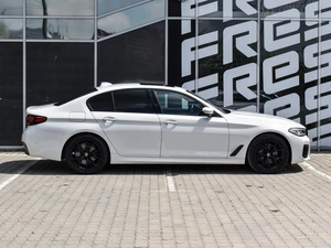 Седан BMW 5 серия 2021 года, 5830000 рублей, Краснодар
