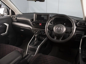 Внедорожник Toyota Raize 2021 года, 1610000 рублей, Омск