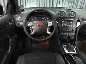 Седан Ford Mondeo 2011 года, 925000 рублей, Ставрополь