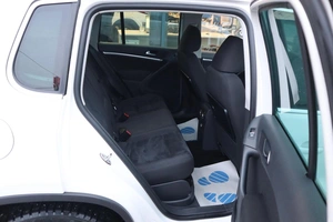 Внедорожник Volkswagen Tiguan 2012 года, 1550000 рублей, Мирное