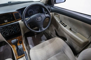 Хетчбэк Toyota Corolla 2003 года, 629000 рублей, Новокузнецк