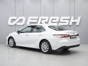 Седан Toyota Camry 2021 года, 2820000 рублей, Ростов-на-Дону
