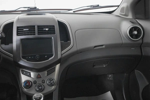 Седан Chevrolet Aveo 2013 года, 599000 рублей, Кемерово