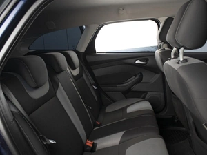 Универсал Ford Focus 2012 года, 810000 рублей, Омск