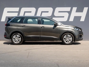 Внедорожник Peugeot 5008 2019 года, 1599000 рублей, Краснодар
