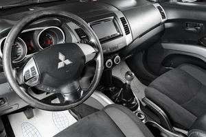Внедорожник Mitsubishi Outlander 2008 года, 999000 рублей, Тюмень