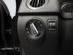 Внедорожник Volkswagen Tiguan 2011 года, 1290000 рублей, Омск