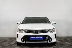Седан Toyota Camry 2015 года, 2159000 рублей, Сургут