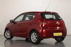 Хетчбэк Hyundai i20 2010 года, 559000 рублей, Челябинск