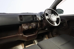 Хетчбэк Toyota Passo 2015 года, 899000 рублей, Новосибирск