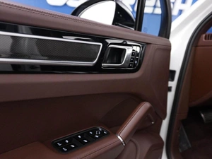 Внедорожник Porsche Cayenne S 2019 года, 6999046 рублей, Москва