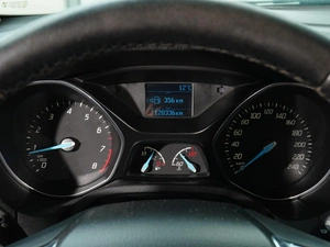 Хетчбэк Ford Focus 2013 года, 829000 рублей, Тверь