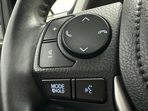 Внедорожник Toyota RAV4 2018 года, 2644990 рублей, Красноярск
