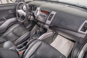Внедорожник Mitsubishi Outlander 2010 года, 1379000 рублей, Томск