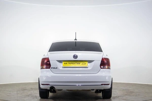Седан Volkswagen Polo 2018 года, 1279000 рублей, Оренбург