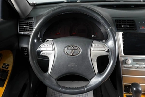 Седан Toyota Camry 2007 года, 1239000 рублей, Тюмень