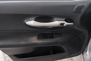 Хетчбэк Toyota Auris 2007 года, 679000 рублей, Красноярск