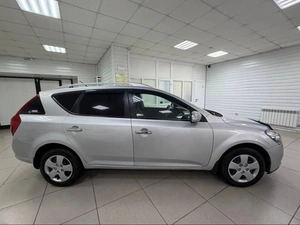 Универсал Kia Ceed 2011 года, 799000 рублей, Ачинск