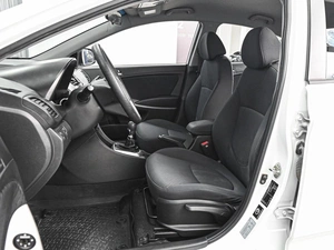 Седан Hyundai Solaris 2013 года, 779000 рублей, Ставрополь