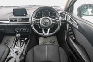 Седан Mazda Axela 2017 года, 1329000 рублей, Красноярск