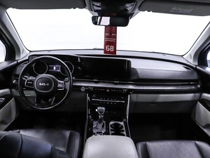 Минивэн Kia Carnival 2022 года, 5190000 рублей, Красноярск