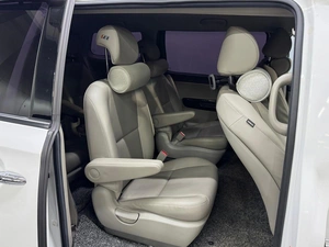 Минивэн Kia Carnival 2019 года, 2697000 рублей, Красноярск