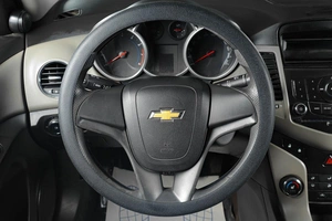 Седан Chevrolet Cruze 2012 года, 799000 рублей, Тюмень