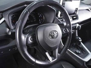 Внедорожник Toyota RAV4 2020 года, 3190000 рублей, Ростов-на-Дону