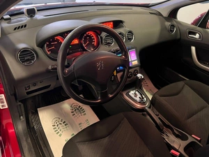 Хетчбэк Peugeot 308 2011 года, 529000 рублей, Красноярск