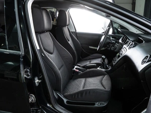 Хетчбэк Peugeot 308 2010 года, 399000 рублей, Волгоград