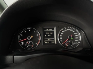 Хетчбэк Volkswagen Golf Plus 2012 года, 880000 рублей, Нижневартовск