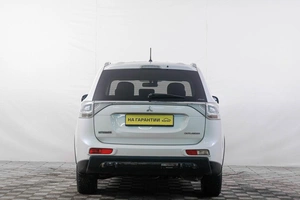 Внедорожник Mitsubishi Outlander 2014 года, 1439000 рублей, Кемерово