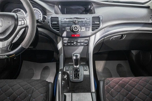 Седан Honda Accord 2012 года, 1549000 рублей, Барнаул