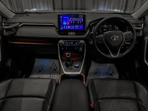 Внедорожник Toyota RAV4 2020 года, 3500000 рублей, Красноярск